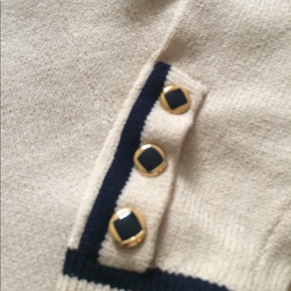 St. John 2 Piece Set - Picture 2 of 7